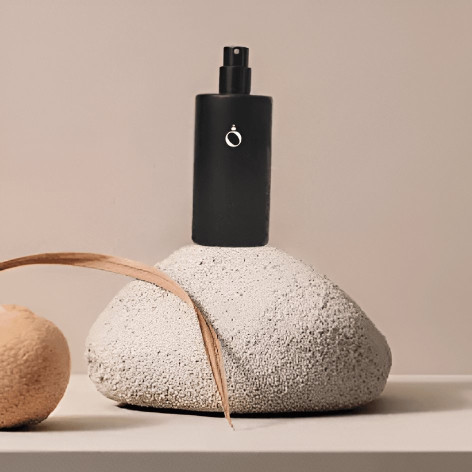 Black Perfume Bottles / Black Cologne Bottles - Packamor