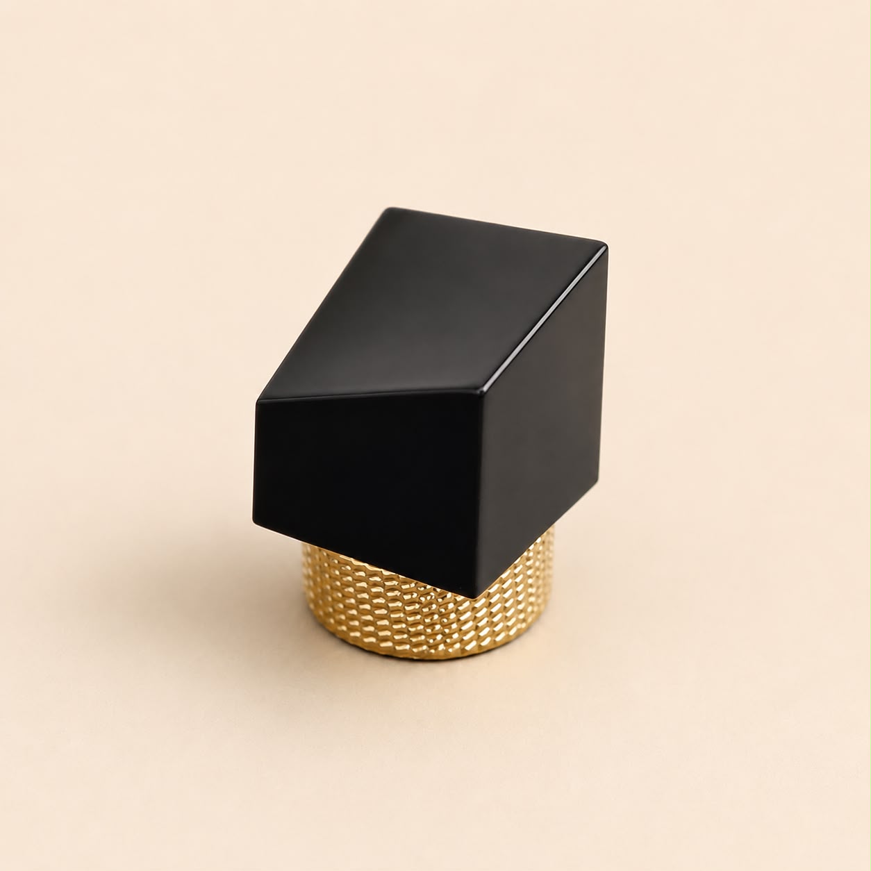 Perfume Tops - Black Gold Trapeze Cap - Wholesale Perfume Cap, FEA 15